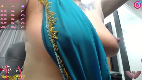 Snapshot of keranimaralaa33409304290 chatting on January 7, 11:58 am Kerani online show from January 7, 11:58 am