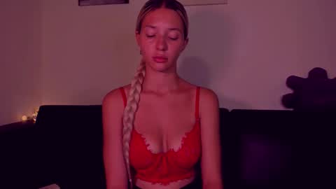 keremhm online show from March 23, 3:38 pm