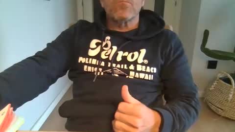 Snapshot of kermitgp3 chatting on March 2, 4:36 pm Anton online show from March 2, 4:36 pm