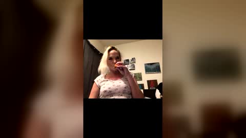 KeroseneAngel online show from January 17, 6:40 am