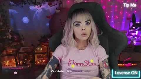 Snapshot of kerry_kirk chatting on February 24, 10:30 pm Kerry online show from February 24, 10:30 pm