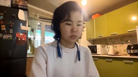 Jenny  online show from February 12, 3:23 am