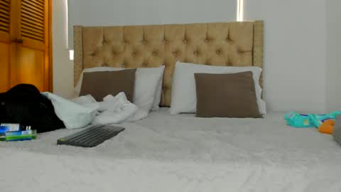 Kery Hillson online show from October 1, 12:22 pm