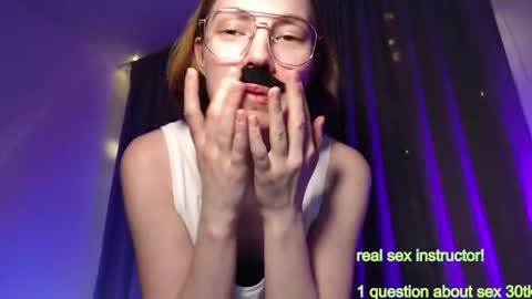 Snapshot of kesha_muah chatting on February 14, 2:47 pm kesha online show from February 14, 2:47 pm