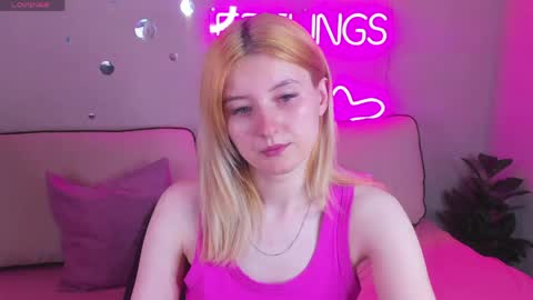Snapshot of keta_haa chatting on May 30, 1:03 am Keta online show from May 30, 1:03 am
