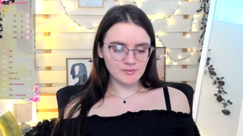 Snapshot of ketrin_pirsss chatting on November 24, 10:53 pm Ketrin online show from November 24, 10:53 pm