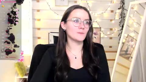 Snapshot of ketrin_pirsss chatting on January 6, 8:56 pm Ketrin online show from January 6, 8:56 pm