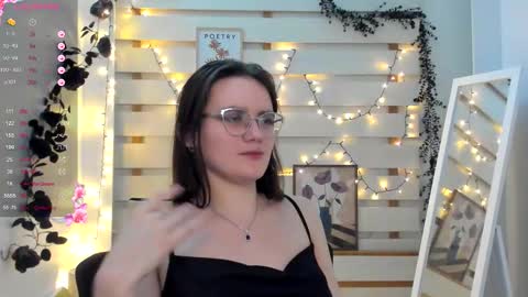 Snapshot of ketrin_pirsss chatting on January 11, 7:41 pm Ketrin online show from January 11, 7:41 pm