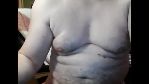 Snapshot of kevin803908 chatting on October 10, 8:19 pm kevin803908 online show from October 10, 8:19 pm