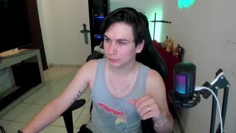 Kevin online show from February 7, 11:45 pm