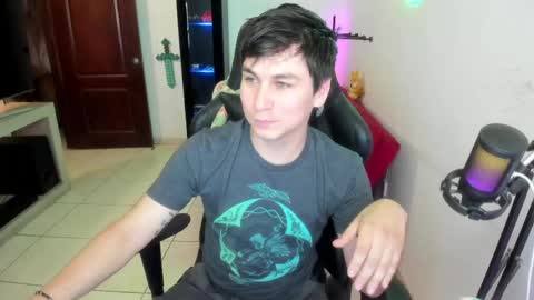 Kevin online show from April 13, 11:32 pm