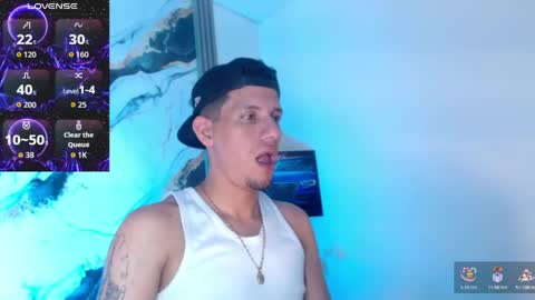 Snapshot of kevin__max_ chatting on May 28, 7:11 pm Kev online show from May 28, 7:11 pm