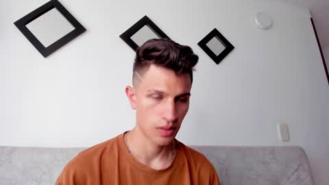 Kevin Ahs online show from December 7, 4:47 pm