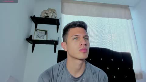 Kevin Ahs online show from April 24, 10:23 pm