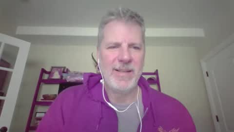 Snapshot of kevin_cums4u chatting on May 14, 12:56 pm kevin_cums4u online show from May 14, 12:56 pm