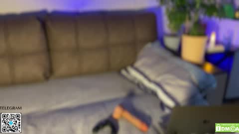 Snapshot of kevin_doo chatting on October 30, 5:31 am Fansly Kevin T online show from October 30, 5:31 am