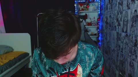 Kevin online show from January 2, 3:05 am