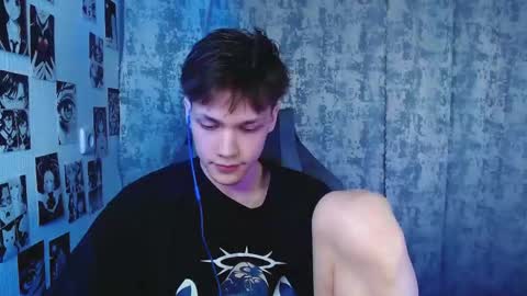 Kevin online show from November 21, 4:44 am