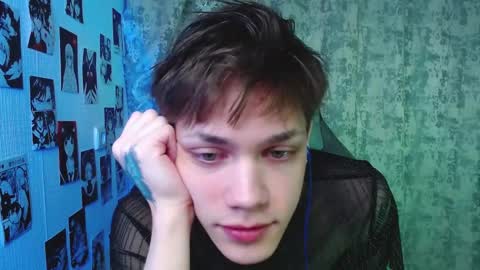 Kevin online show from December 3, 3:47 am