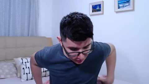 Kevin online show from February 22, 7:23 pm