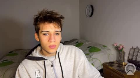 Snapshot of kevinonly43 chatting on May 21, 10:00 am kevonly online show from May 21, 10:00 am