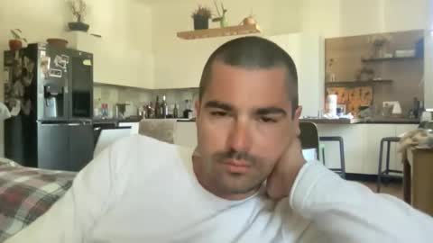 Snapshot of kevinpillobello chatting on May 3, 7:14 am kevinpillobello online show from May 3, 7:14 am