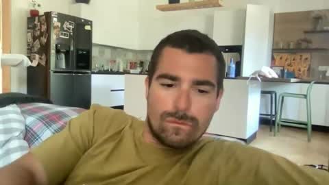 Snapshot of kevinpillobello chatting on June 8, 3:34 pm kevinpillobello online show from June 8, 3:34 pm