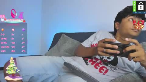 kevin and ottis online show from November 10, 11:15 pm