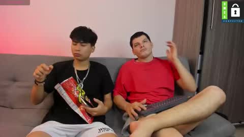 kevin and ottis online show from January 14, 12:27 am