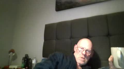 kevlooking4sez online show from June 3, 11:32 pm