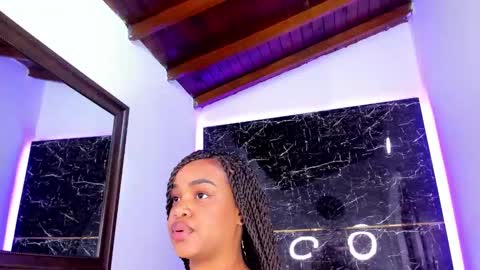 Snapshot of keyla_knowles chatting on February 2, 10:19 pm Keyla Knowles online show from February 2, 10:19 pm