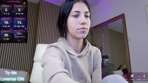 Snapshot of keylablair chatting on March 11, 4:21 am KeylaBlair online show from March 11, 4:21 am