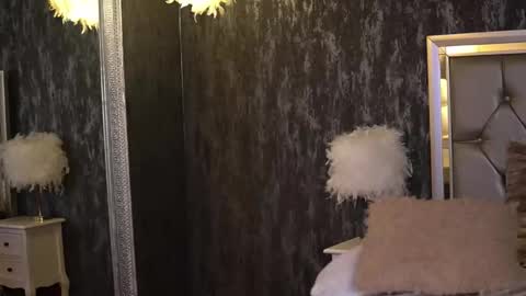 Snapshot of keylablair chatting on September 21, 7:04 pm KeylaBlair online show from September 21, 7:04 pm