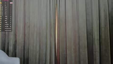 Snapshot of keylalong chatting on February 24, 2:40 am Hi Im Mary Glad to see you in my room PVT is open online show from February 24, 2:40 am