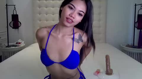 Snapshot of keylle_x chatting on February 24, 6:22 am keylle_x online show from February 24, 6:22 am