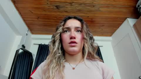 Keyth  online show from April 8, 7:36 pm