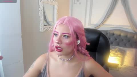 Snapshot of khali_reed_ chatting on January 21, 9:46 pm Khali online show from January 21, 9:46 pm