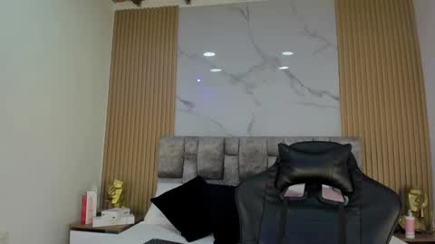 khalifa online show from January 29, 11:46 pm