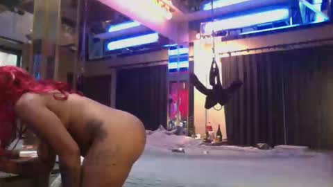 Diamondglove online show from October 16, 11:33 am