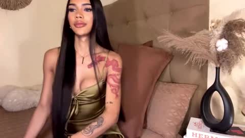 Snapshot of khalifafoxxxx chatting on March 12, 5:38 pm khalifa online show from March 12, 5:38 pm