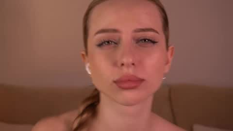 khalishy online show from April 2, 7:00 pm