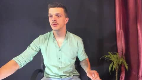 DonyBrown online show from March 1, 6:04 am