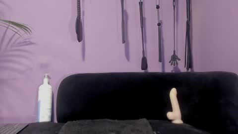 Kathe Hot online show from April 16, 9:39 pm