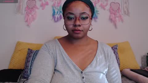 Snapshot of khayaparker chatting on December 21, 6:02 pm Khaya online show from December 21, 6:02 pm