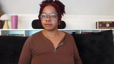 Khaya online show from March 24, 5:07 pm