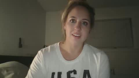 Snapshot of khelzy chatting on October 10, 3:38 am Khel online show from October 10, 3:38 am