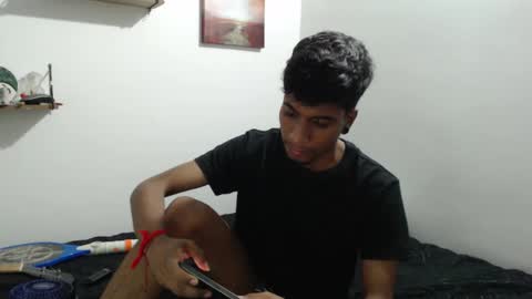 khevinlopezonig online show from January 19, 1:32 am