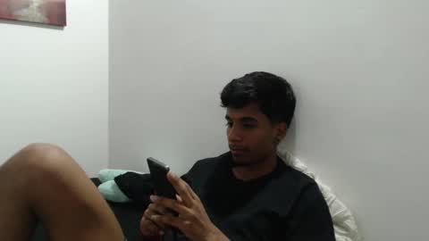 khevinlopezonig online show from January 19, 4:33 am