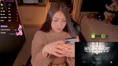 Snapshot of khionebesset chatting on February 20, 5:01 am Khi. online show from February 20, 5:01 am