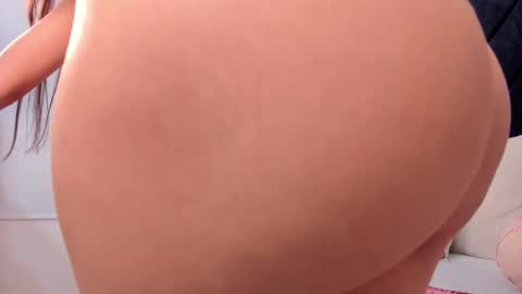 Snapshot of khloe_cutee chatting on September 15, 5:35 pm Khloe Cute online show from September 15, 5:35 pm